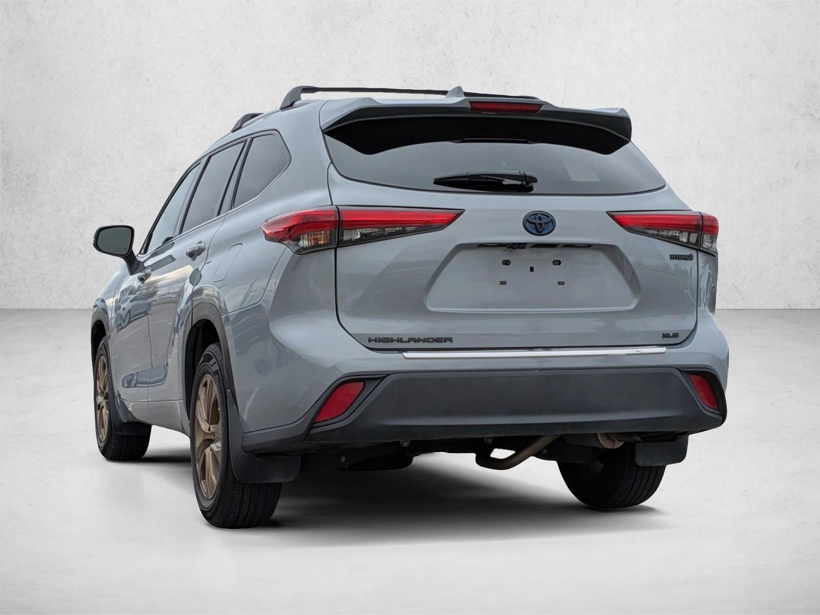 2022 Toyota Highlander Hybrid Bronze Edition AWD (Natl)