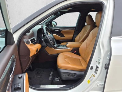 2021 Toyota Highlander Platinum FWD (Natl)