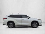 2021 Toyota Highlander Platinum FWD (Natl)