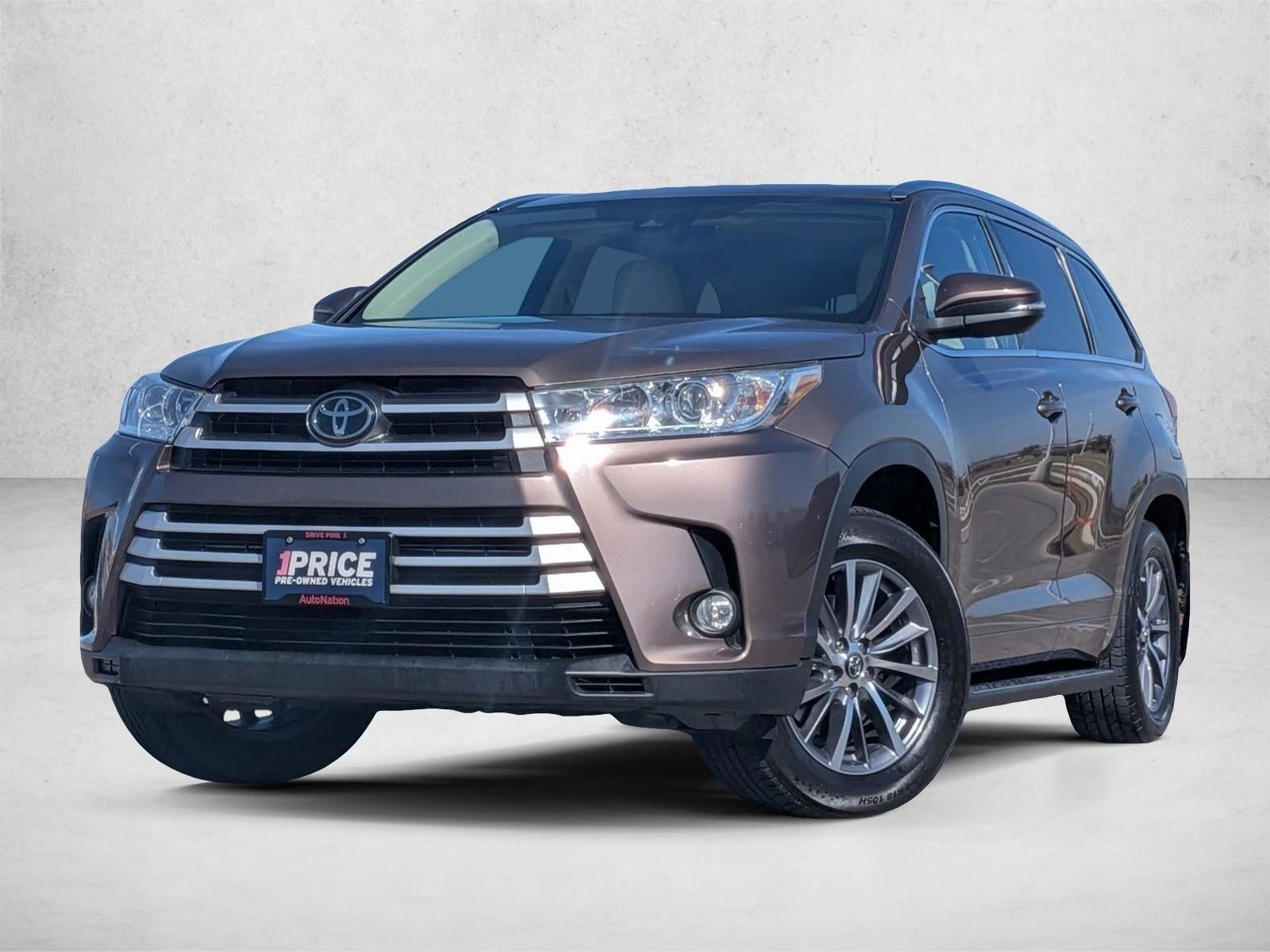 2017 Toyota Highlander XLE V6 AWD (Natl)