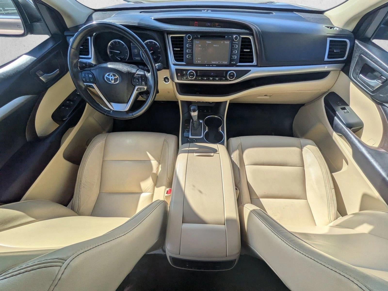 2017 Toyota Highlander XLE V6 AWD (Natl)