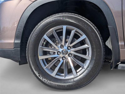 2017 Toyota Highlander XLE V6 AWD (Natl)