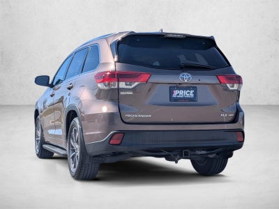 2017 Toyota Highlander XLE V6 AWD (Natl)