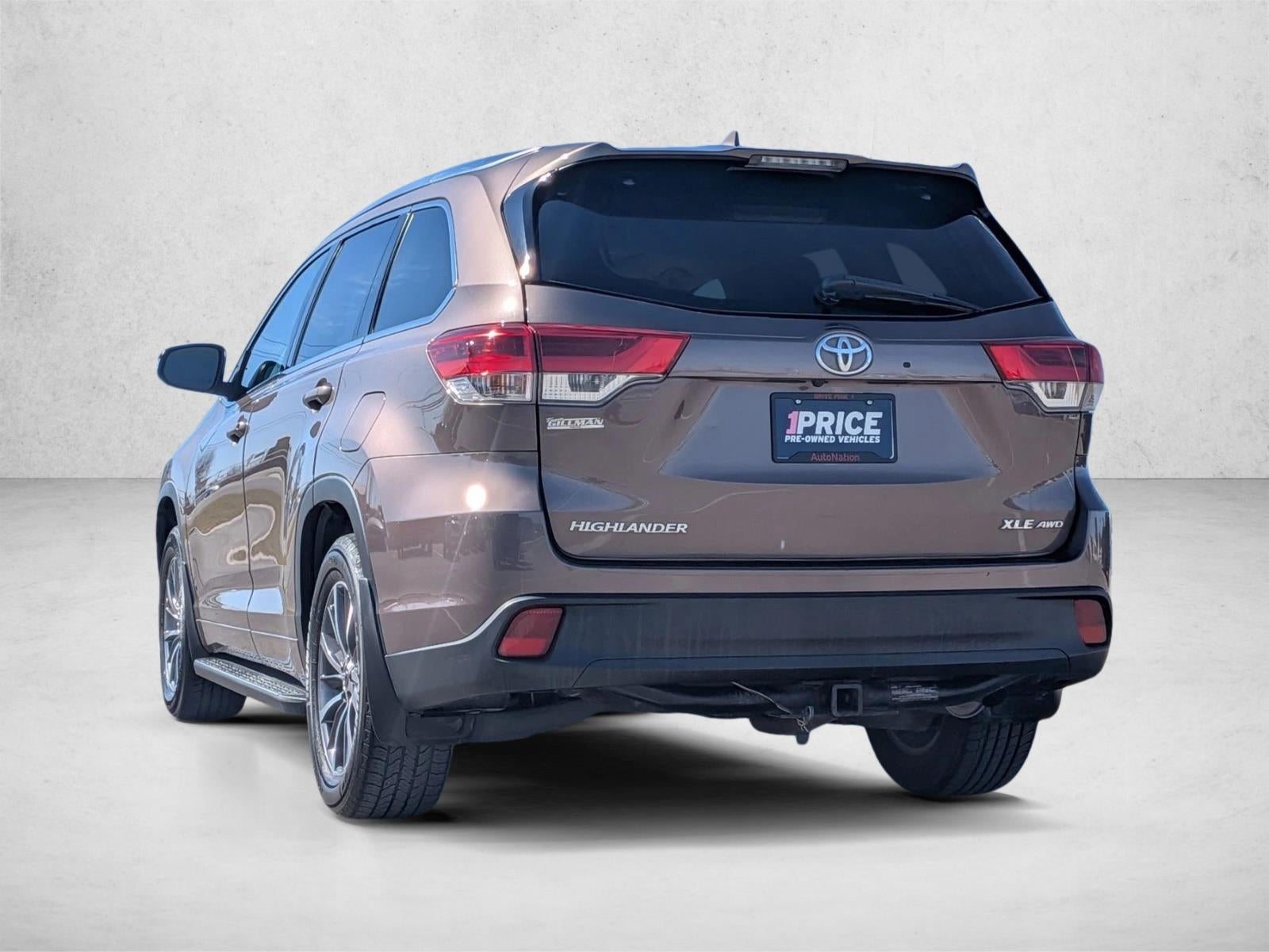 2017 Toyota Highlander XLE V6 AWD (Natl)