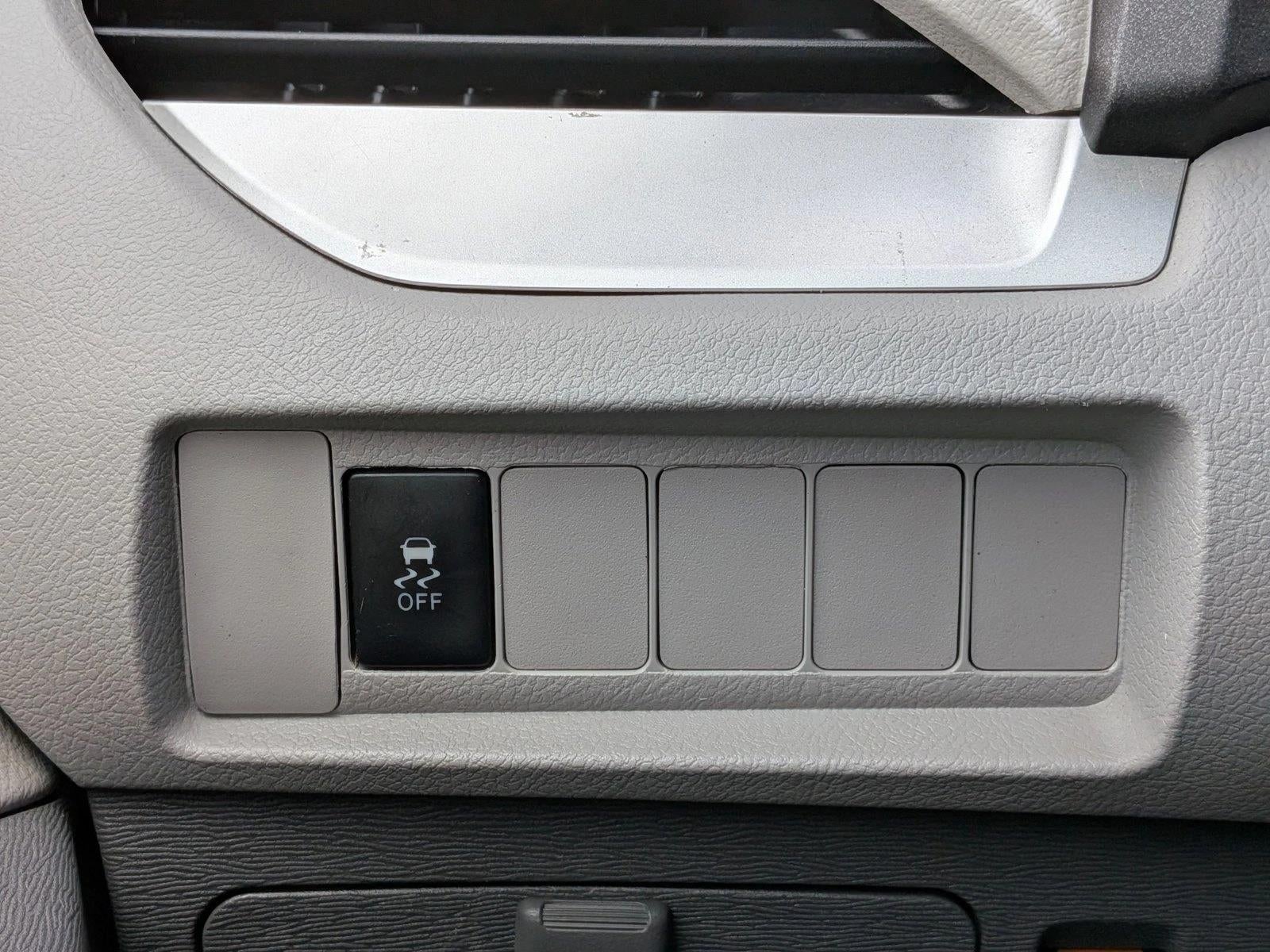 2017 Toyota Sienna LE FWD 8-Passenger (Natl)