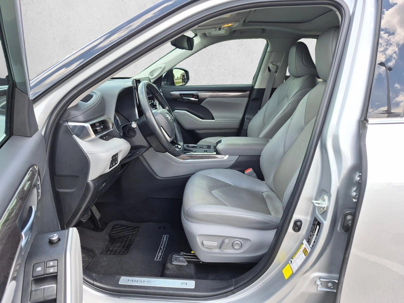 2022 Toyota Highlander Hybrid Limited FWD (Natl)
