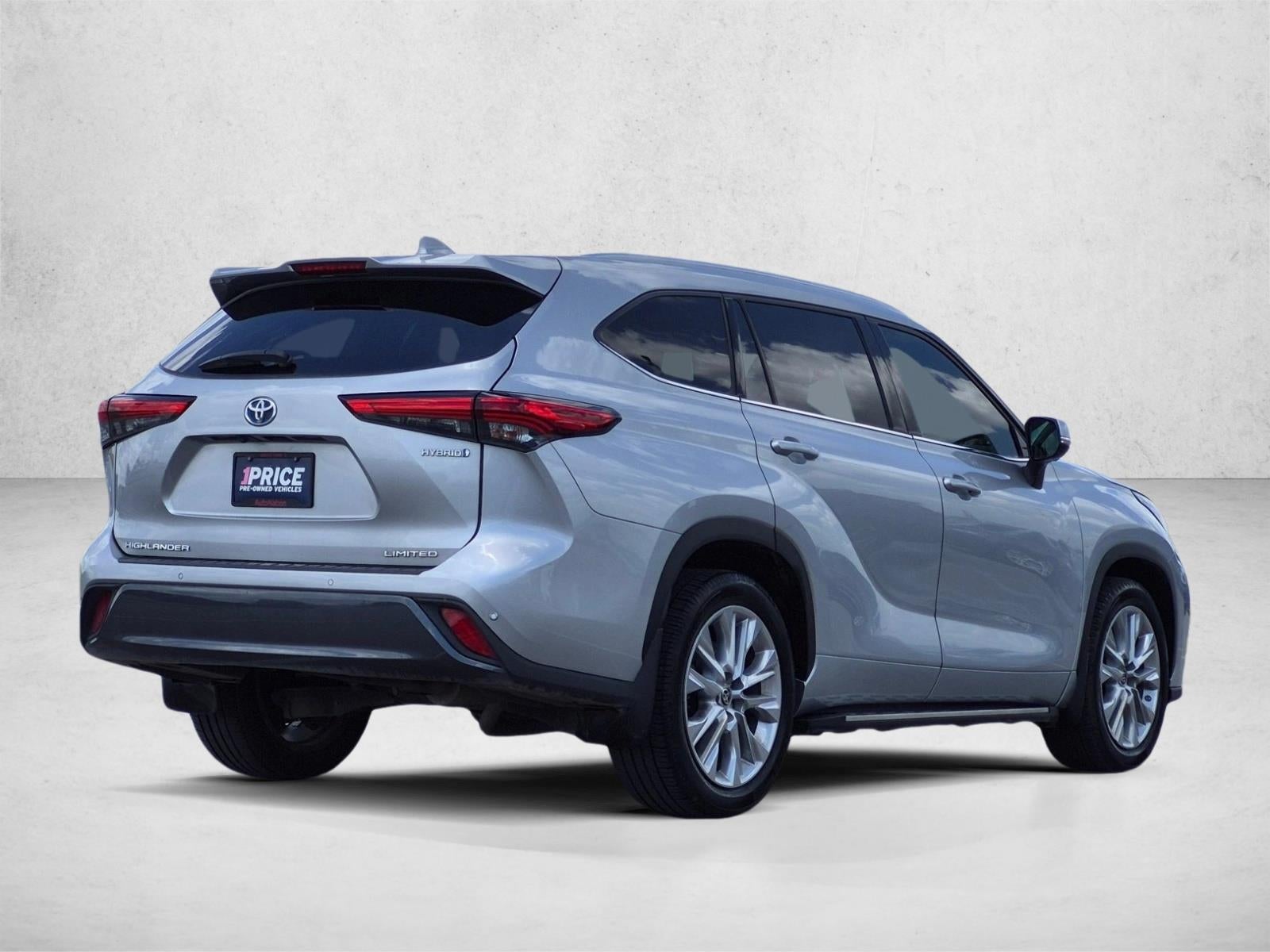 2022 Toyota Highlander Hybrid Limited FWD (Natl)