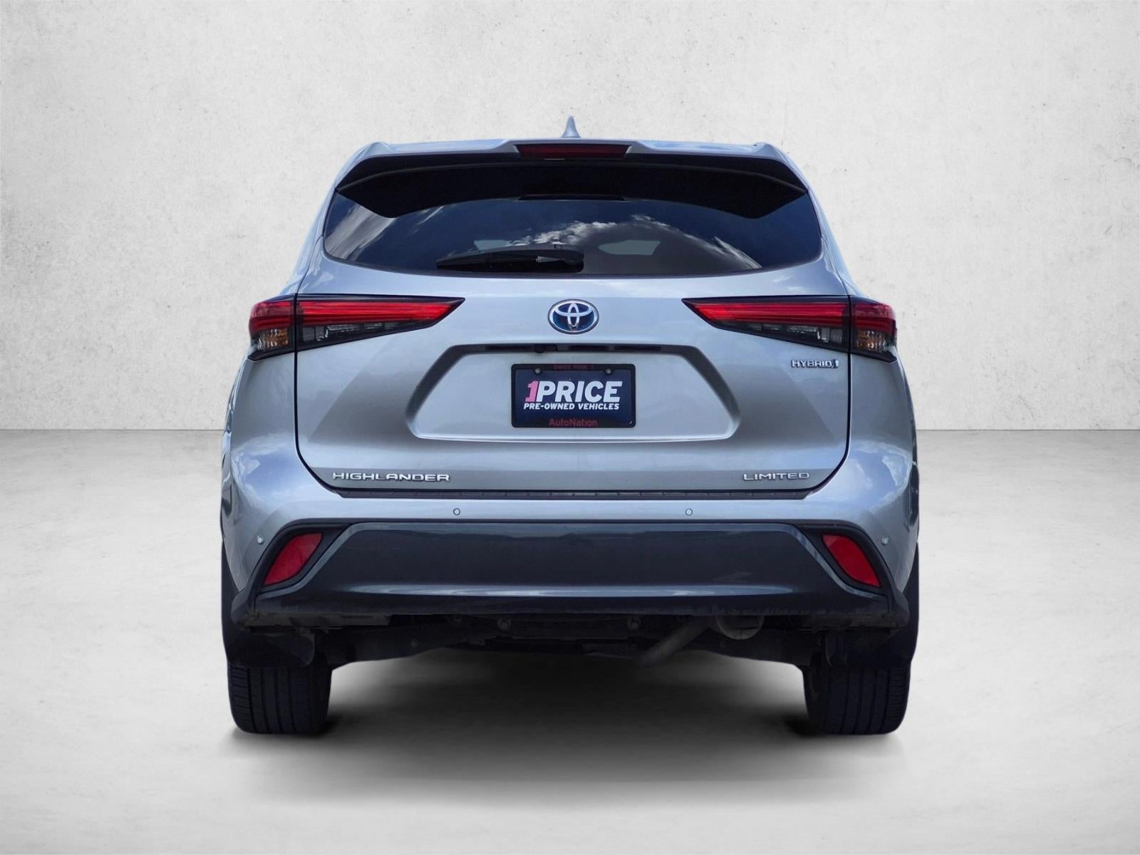 2022 Toyota Highlander Hybrid Limited FWD (Natl)