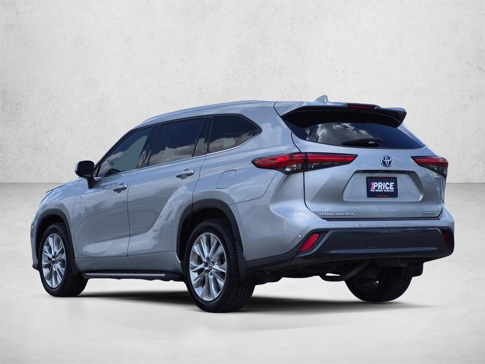 2022 Toyota Highlander Hybrid Limited FWD (Natl)