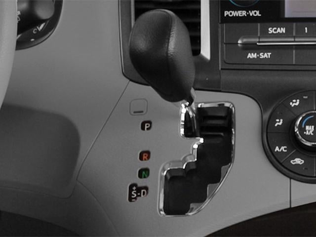 2014 Toyota Sienna 5dr 8-Pass Van V6 XLE FWD (Natl)