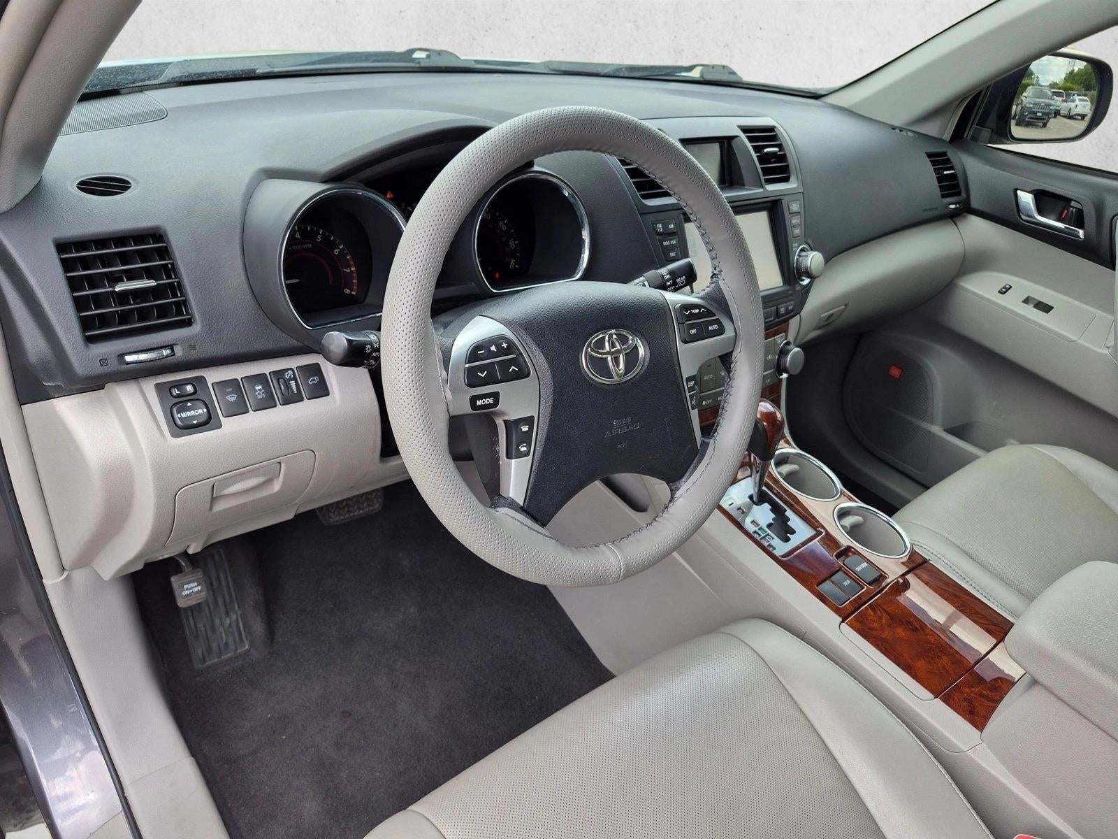 2012 Toyota Highlander FWD 4dr V6 Limited (Natl)