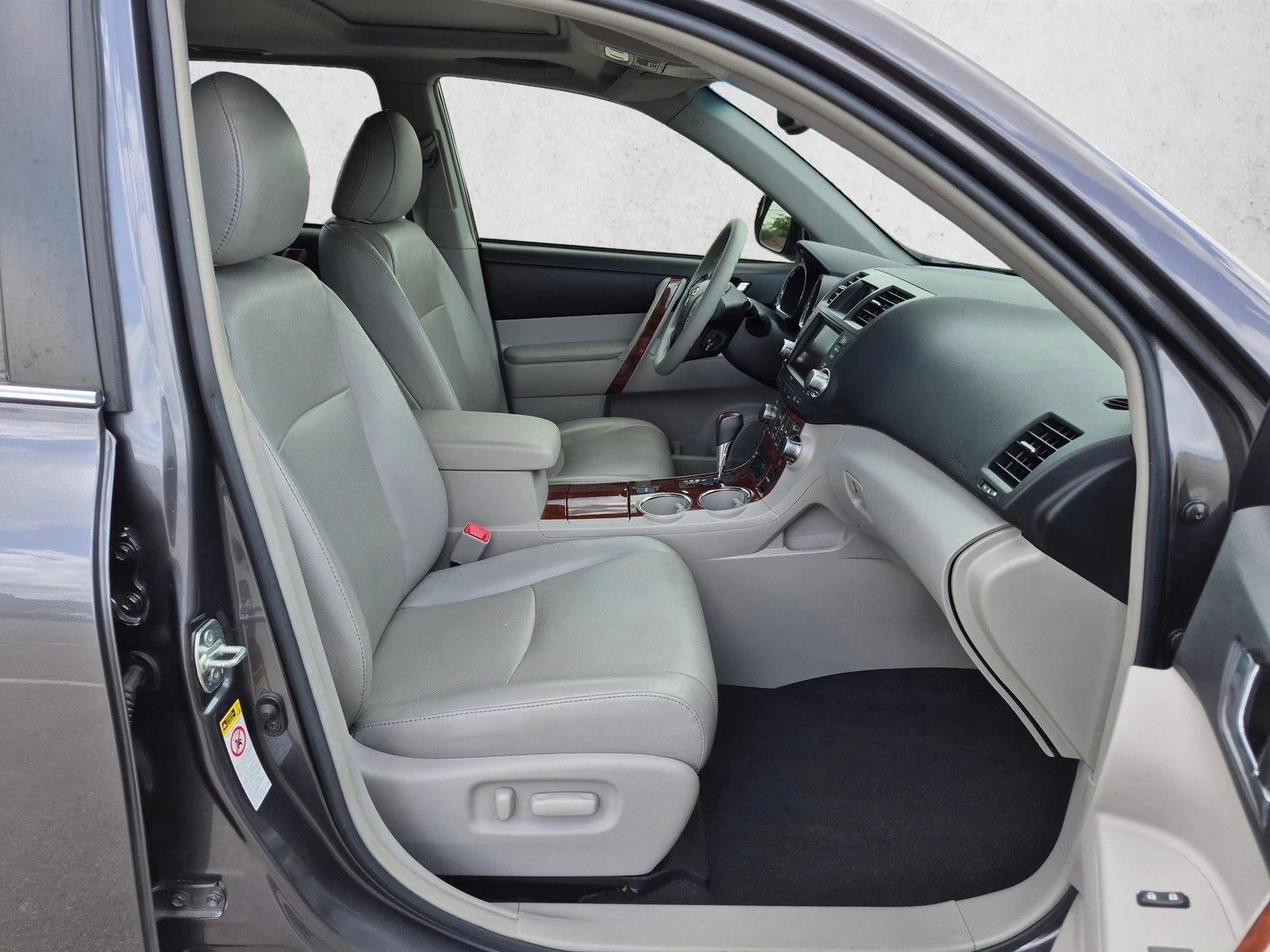 2012 Toyota Highlander FWD 4dr V6 Limited (Natl)