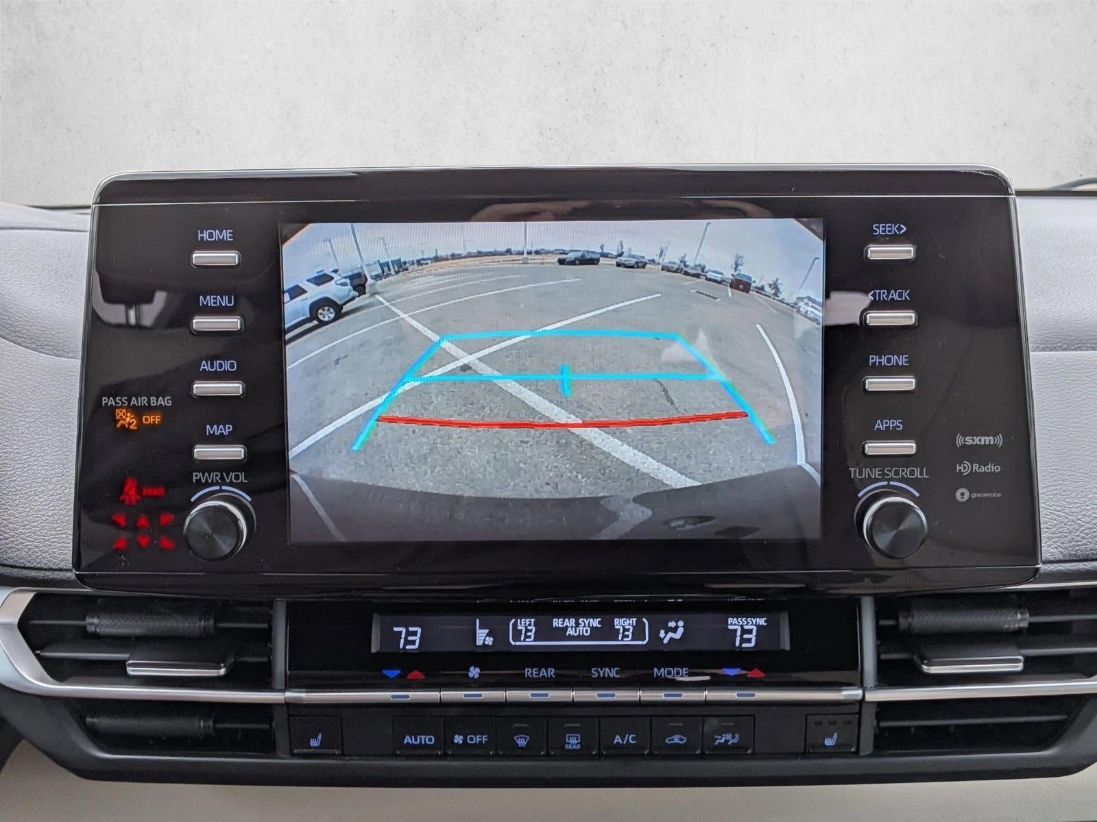 2021 Toyota Sienna XLE FWD 8-Passenger (Natl)