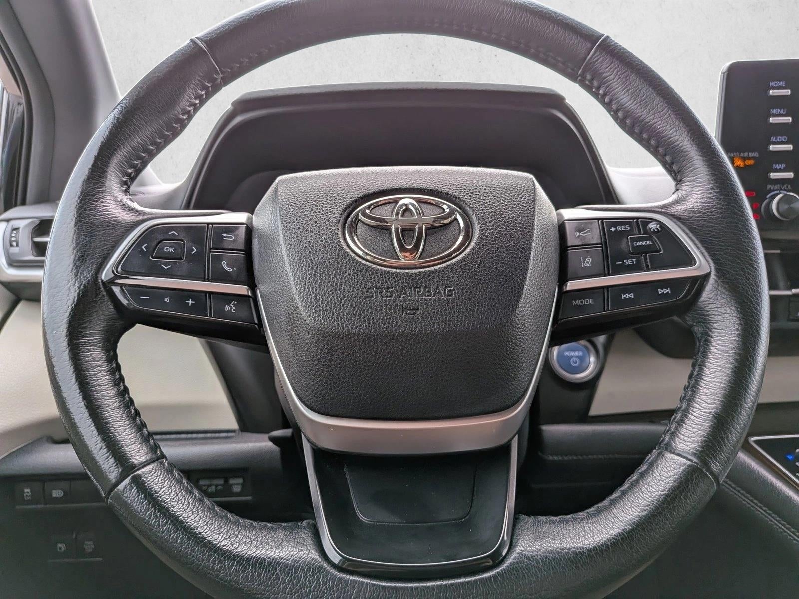 2021 Toyota Sienna XLE FWD 8-Passenger (Natl)