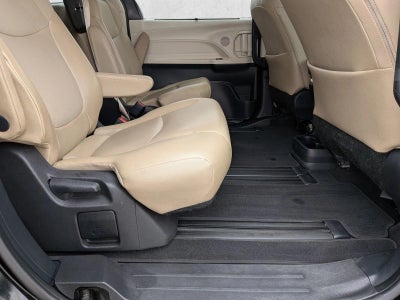 2021 Toyota Sienna XLE FWD 8-Passenger (Natl)