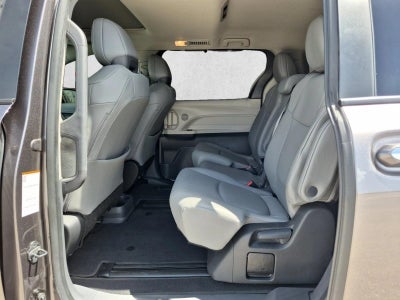 2024 Toyota Sienna XLE FWD 8-Passenger (Natl)