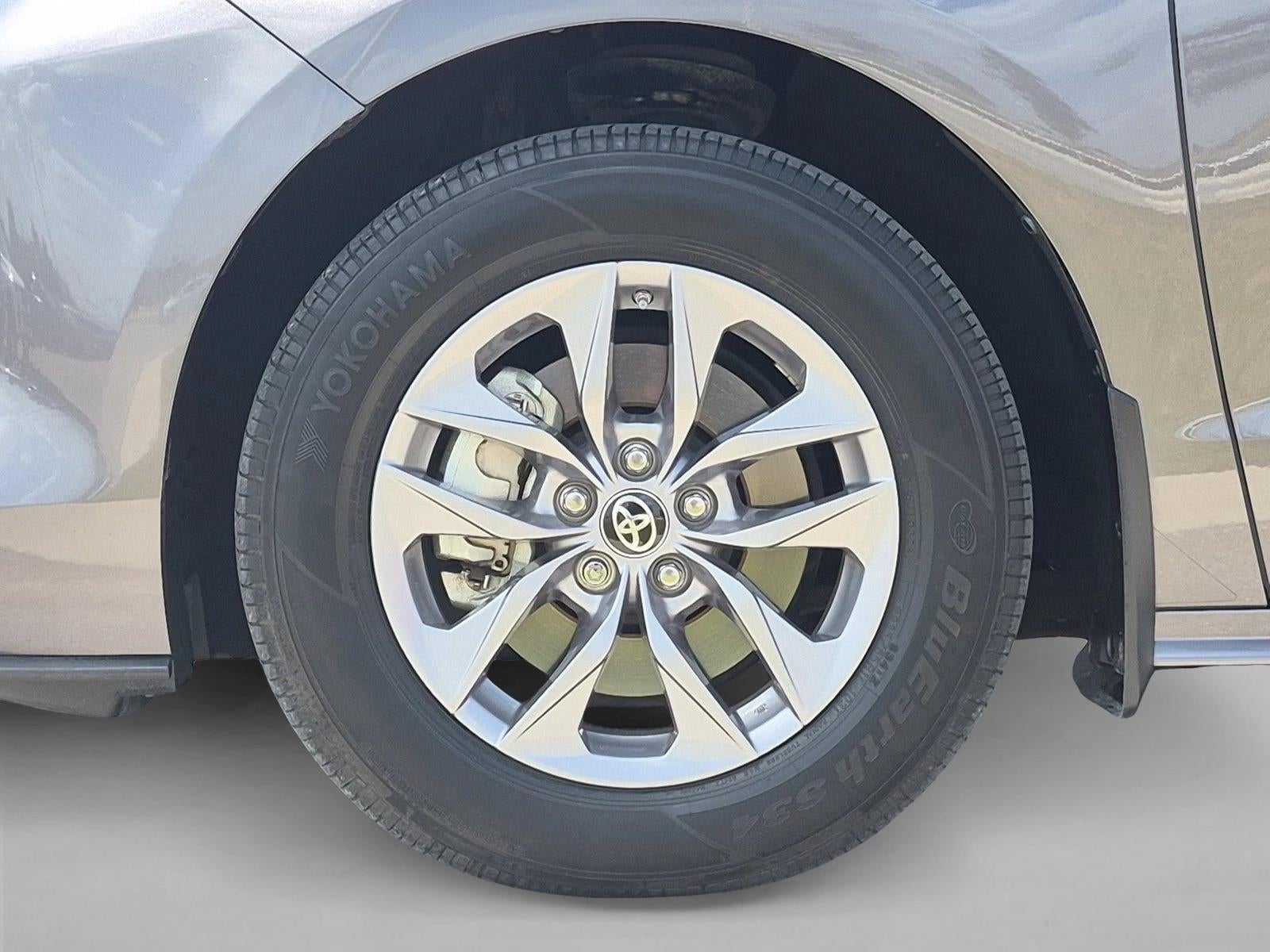 2024 Toyota Sienna XLE FWD 8-Passenger (Natl)