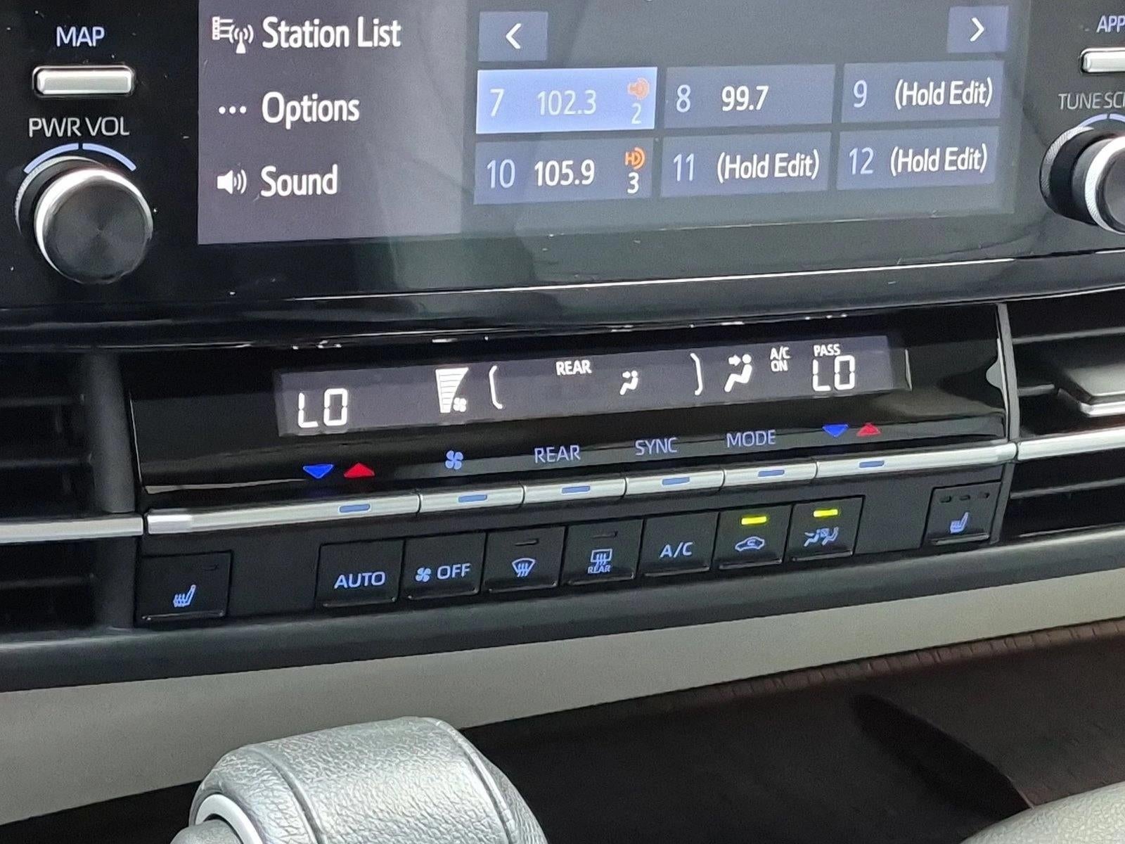2024 Toyota Sienna XLE FWD 8-Passenger (Natl)