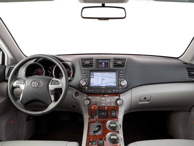 2012 Toyota Highlander FWD 4dr I4 (Natl)