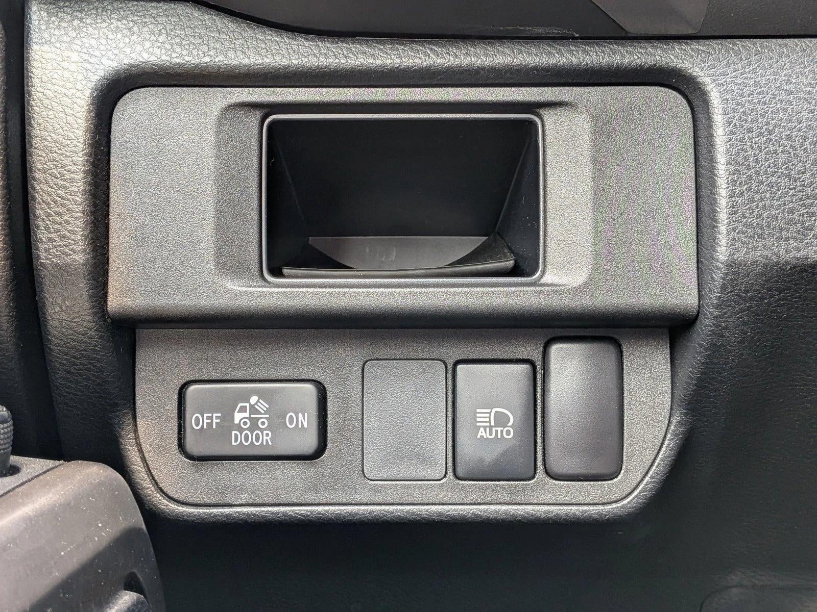 2019 Toyota Tacoma 2WD 2WD SR5 Double Cab 5' Bed V6 AT (Natl)