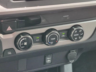 2017 Toyota Tacoma SR5 Double Cab 5' Bed V6 4x2 AT (GS)