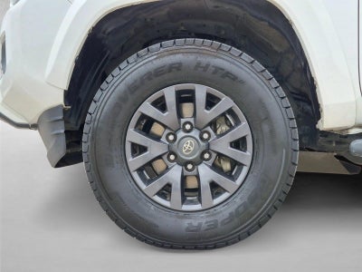 2017 Toyota Tacoma SR5 Double Cab 5' Bed V6 4x2 AT (GS)