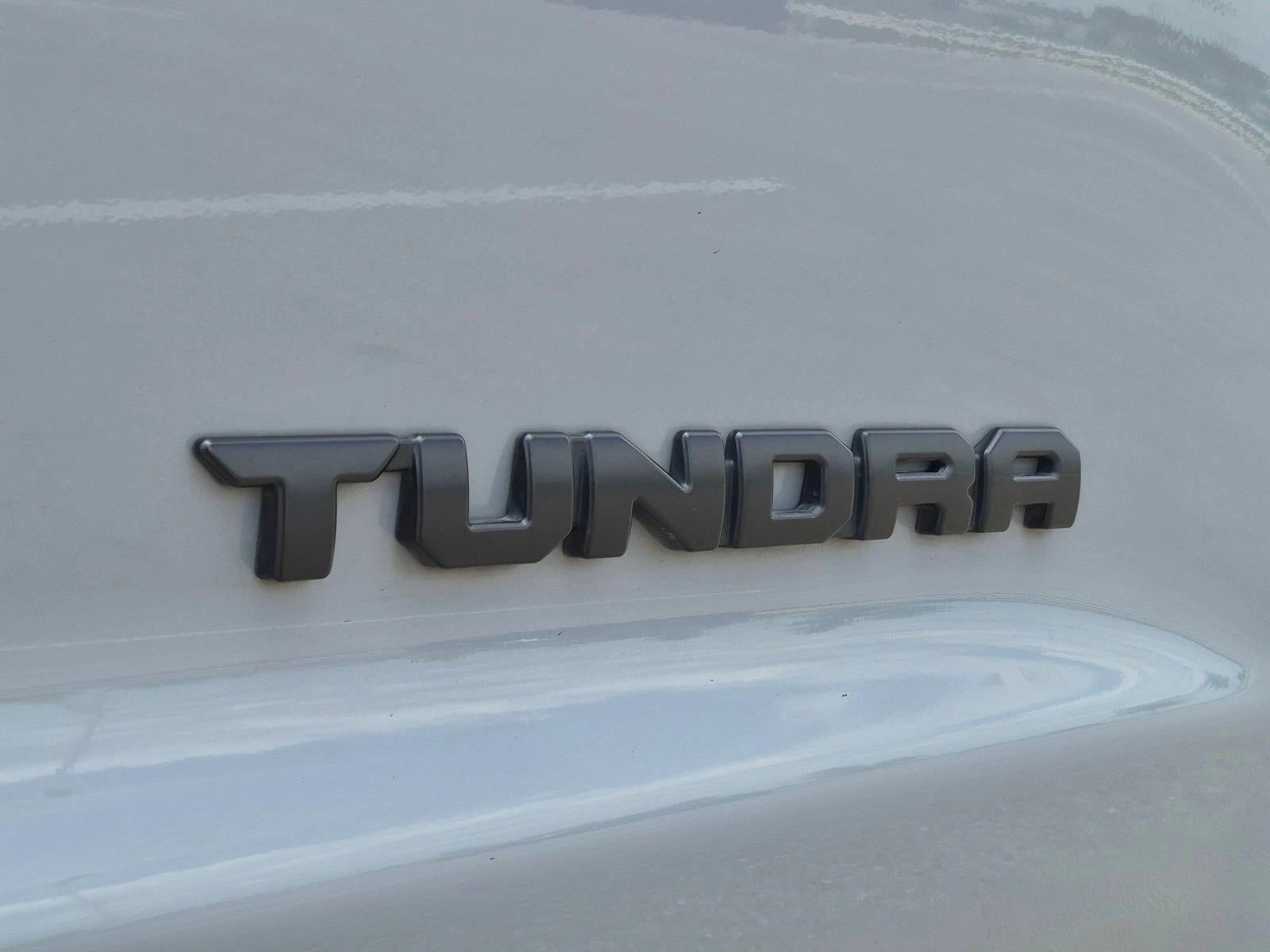 2021 Toyota Tundra 2WD 2WD SR5 CrewMax 5.5' Bed 5.7L (SE)