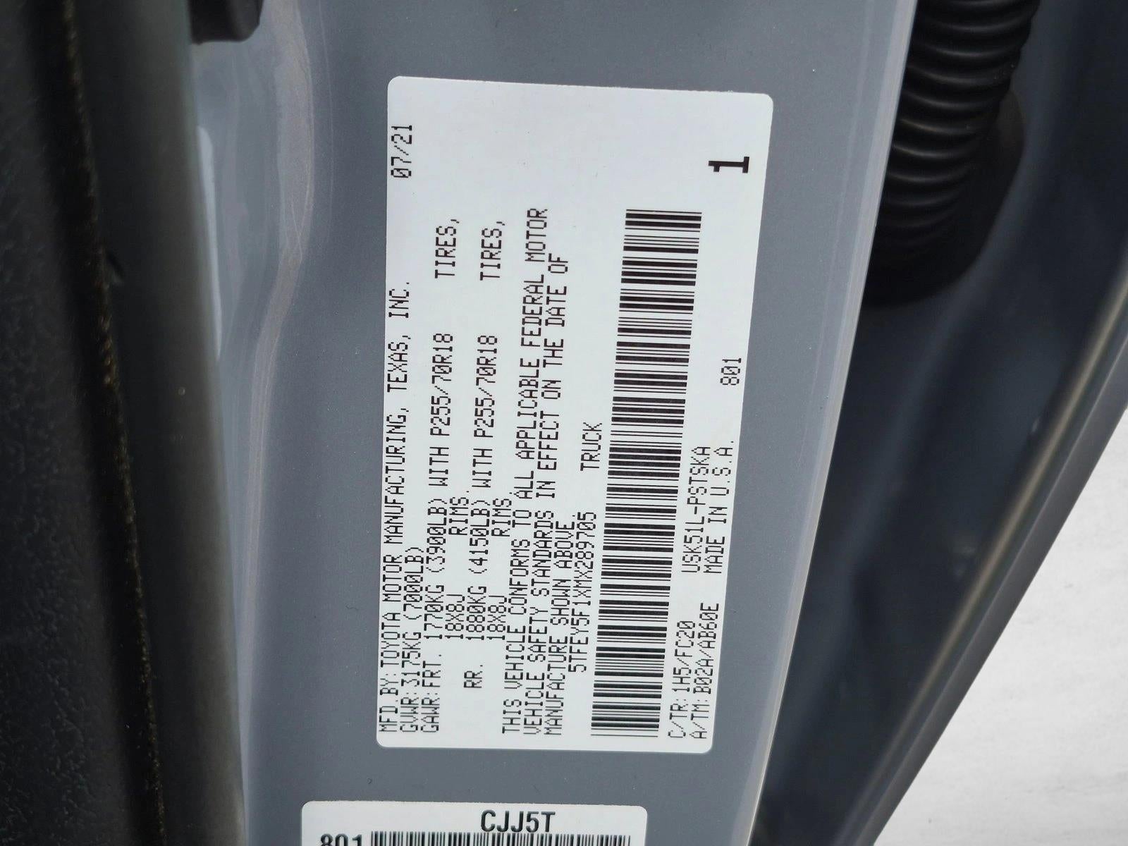 2021 Toyota Tundra 2WD 2WD SR5 CrewMax 5.5' Bed 5.7L (SE)