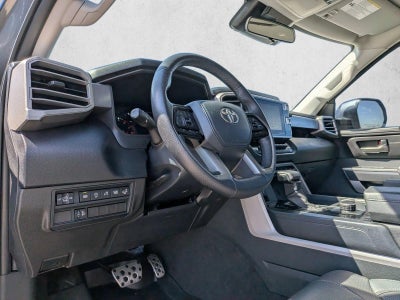 2022 Toyota Tundra 2WD 2WD SR5 CrewMax 5.5' Bed (SE)