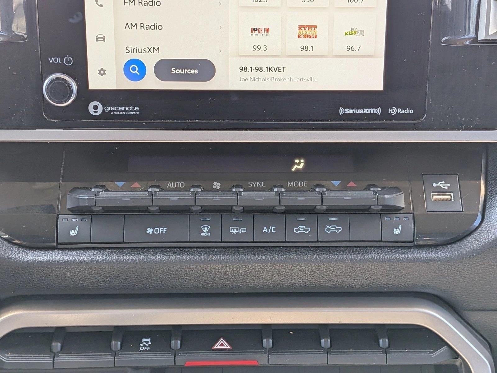 2022 Toyota Tundra 2WD 2WD SR5 CrewMax 5.5' Bed (SE)