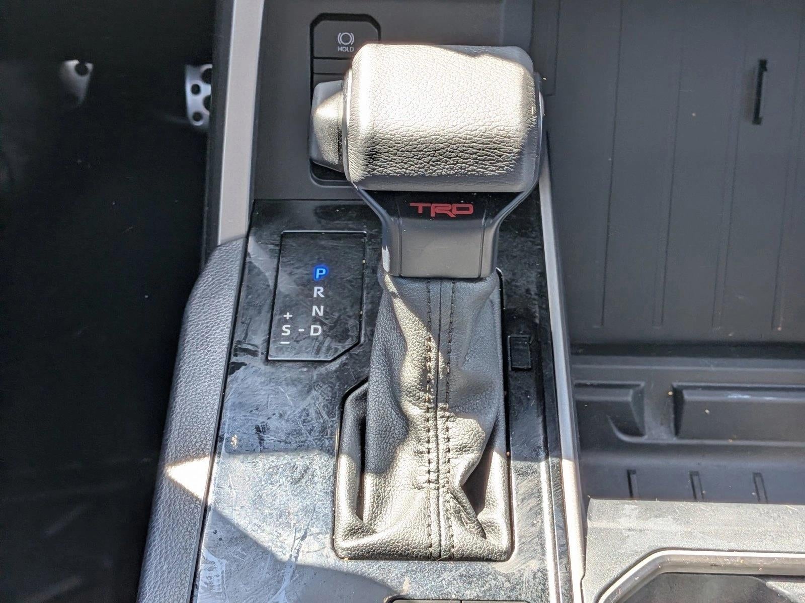 2022 Toyota Tundra 2WD 2WD SR5 CrewMax 5.5' Bed (SE)