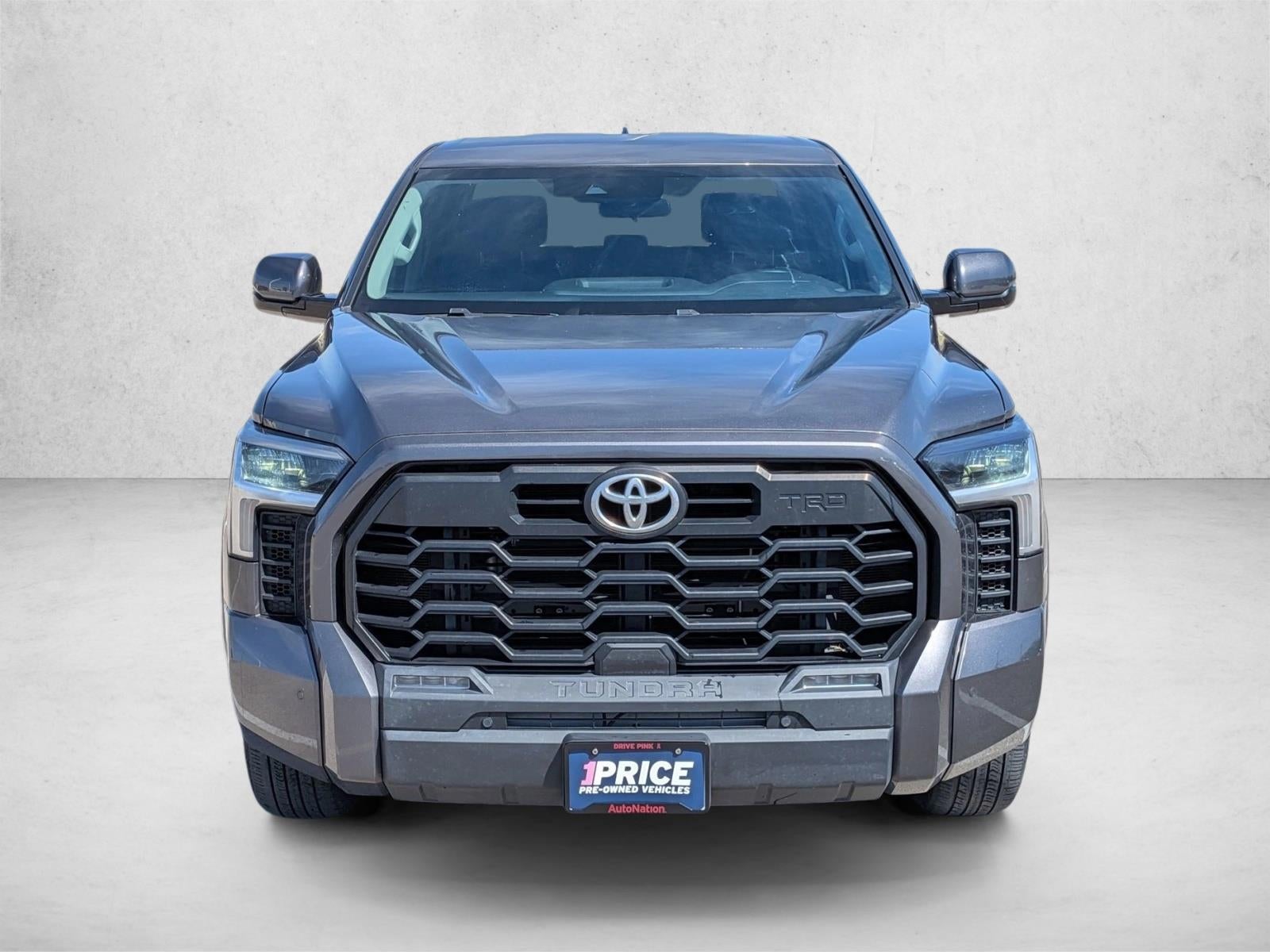 2022 Toyota Tundra 2WD 2WD SR5 CrewMax 5.5' Bed (SE)