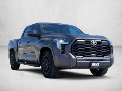 2022 Toyota Tundra 2WD 2WD SR5 CrewMax 5.5' Bed (SE)