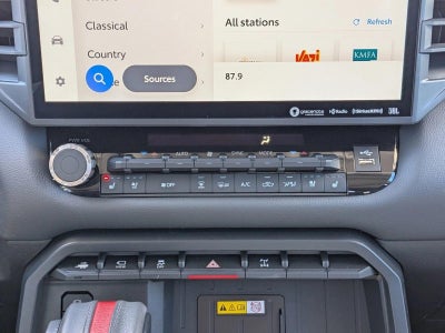 2022 Toyota Tundra 4WD 4WD TRD Pro Hybrid CrewMax 5.5' Bed (Natl)