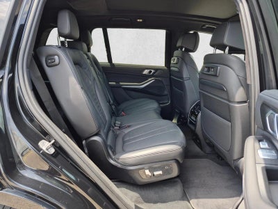 2022 BMW X7 xDrive40i Sports Activity Vehicle