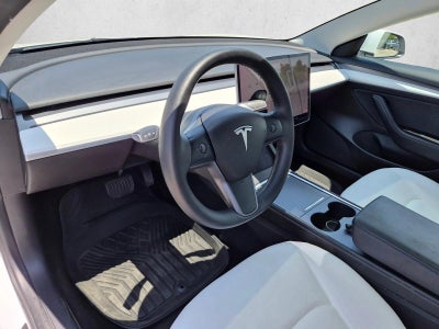 2021 Tesla Model 3 Standard Range Plus RWD