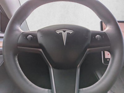2023 Tesla Model 3 RWD