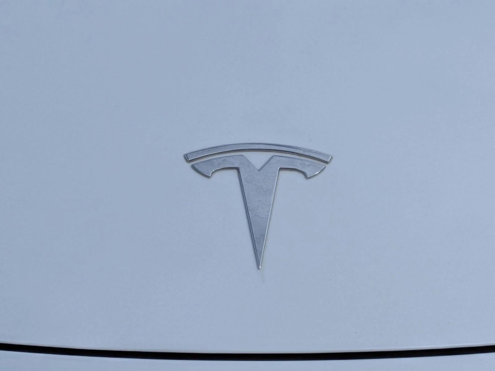 2023 Tesla Model 3 RWD