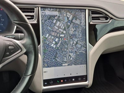 2016 Tesla Model S 4dr Sdn RWD 70 kWh Battery