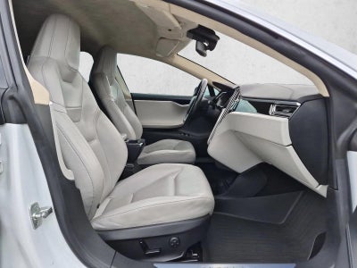 2016 Tesla Model S 4dr Sdn RWD 70 kWh Battery