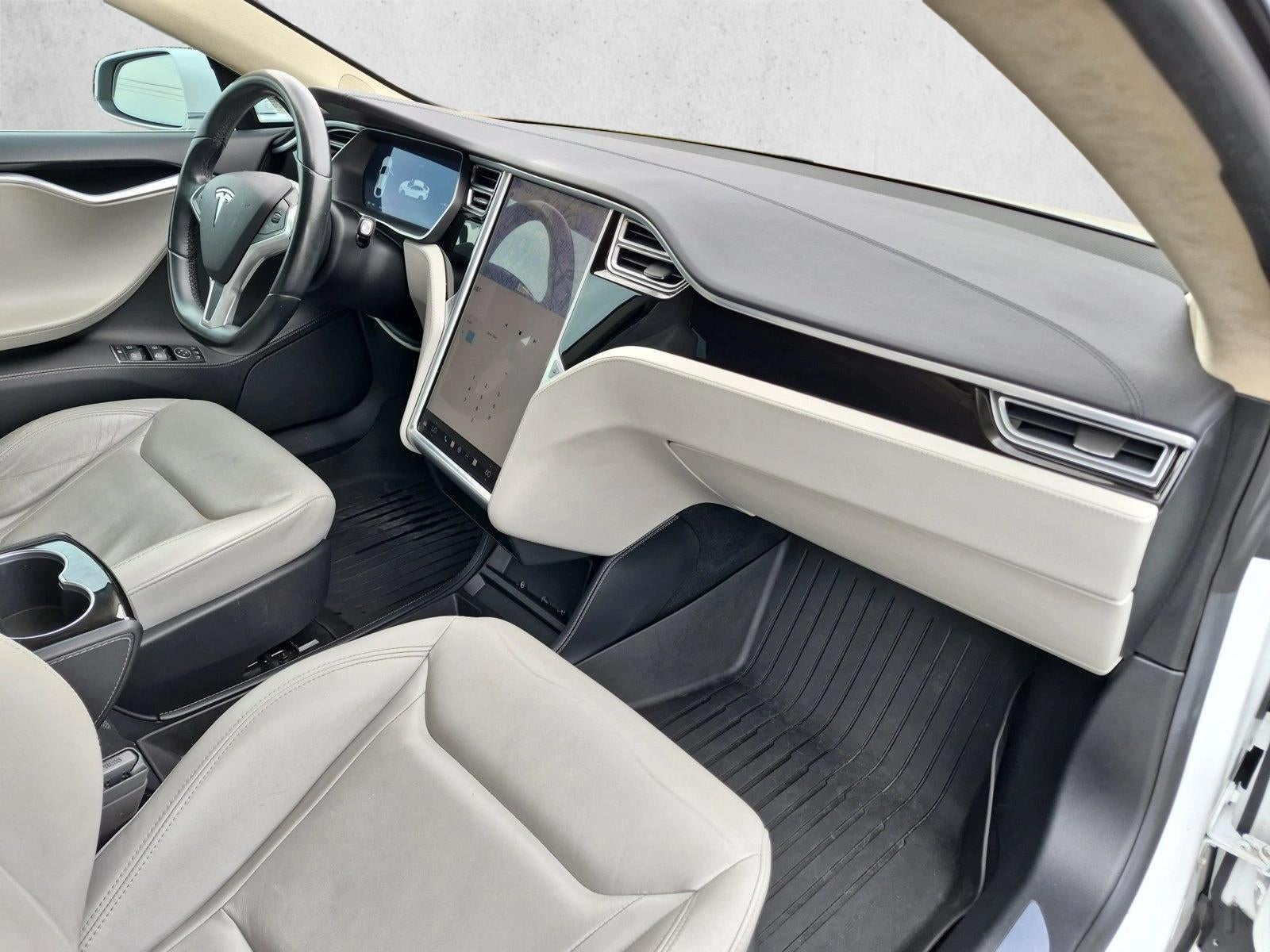 2016 Tesla Model S 4dr Sdn RWD 70 kWh Battery