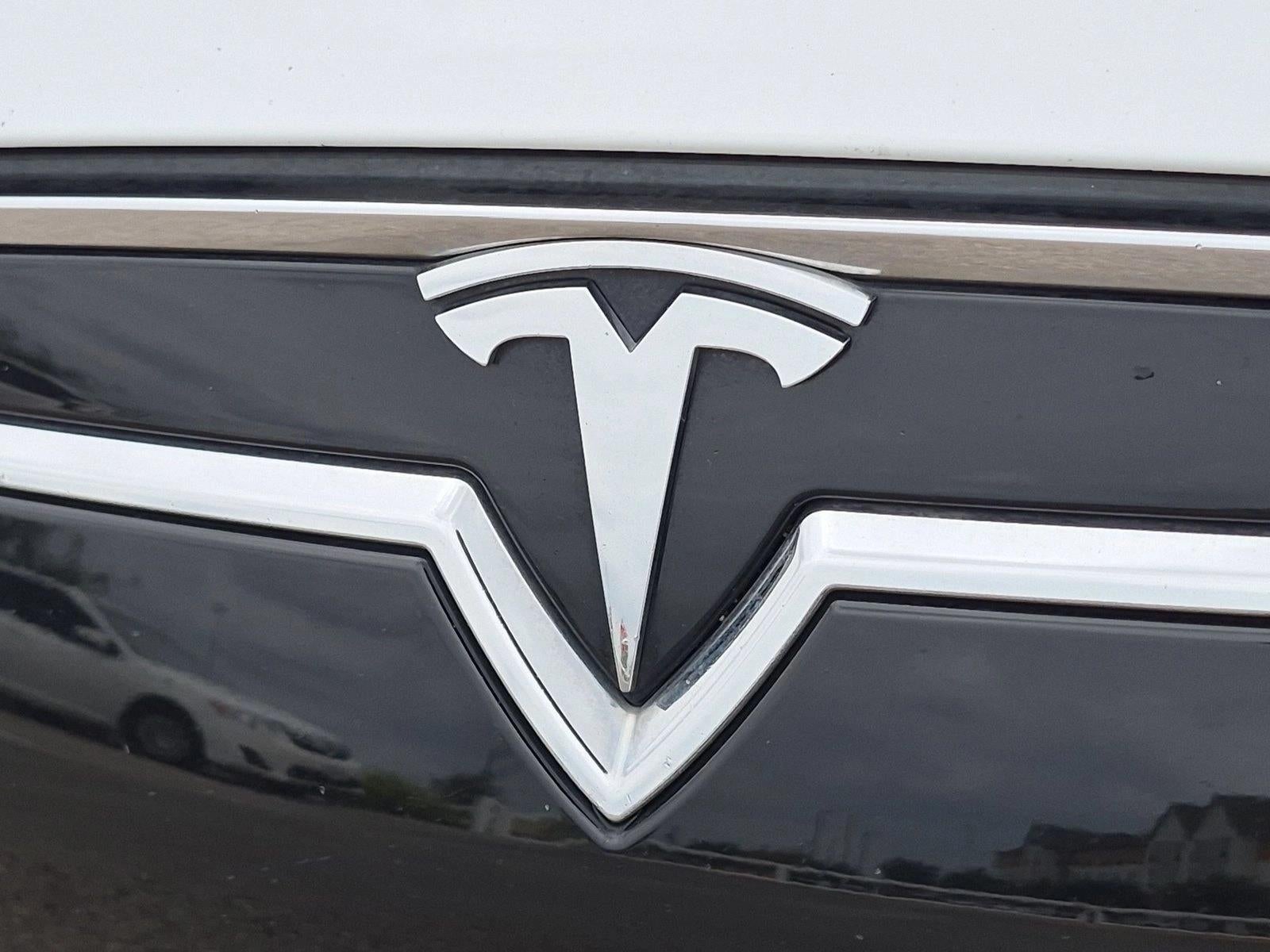 2016 Tesla Model S 4dr Sdn RWD 70 kWh Battery