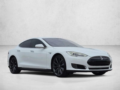 2016 Tesla Model S 4dr Sdn RWD 70 kWh Battery