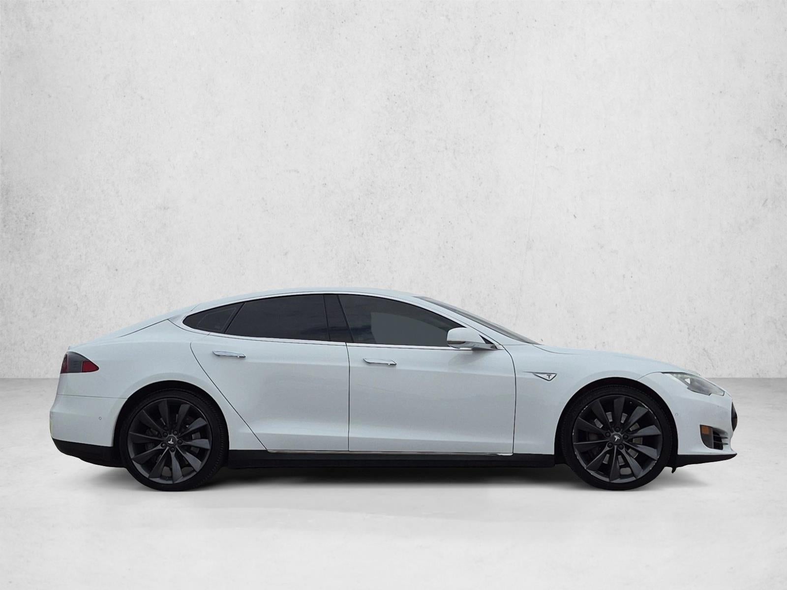 2016 Tesla Model S 4dr Sdn RWD 70 kWh Battery