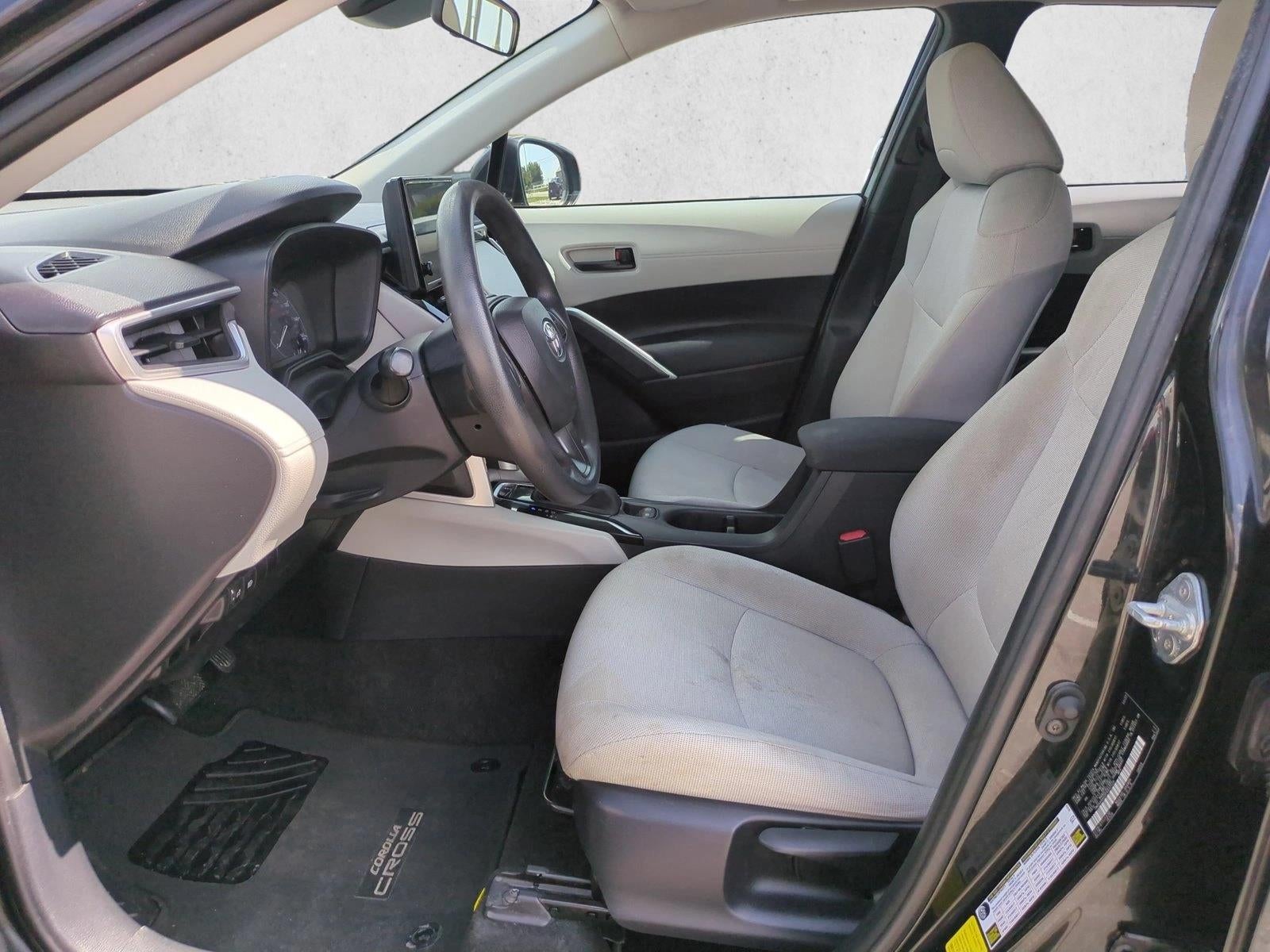 2023 Toyota Corolla Cross L 2WD (Natl)