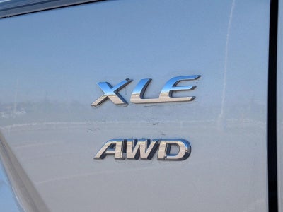 2024 Toyota Corolla Cross XLE 4WD (Natl)