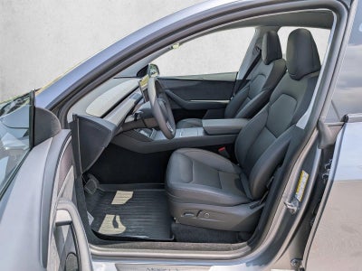 2026 Tesla Model Y Premium RWD