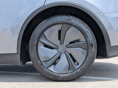 2026 Tesla Model Y Premium RWD