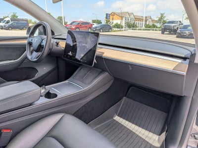 2024 Tesla Model Y Long Range AWD