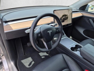 2024 Tesla Model Y Long Range AWD